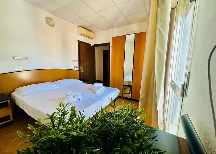 Mavras Hotell