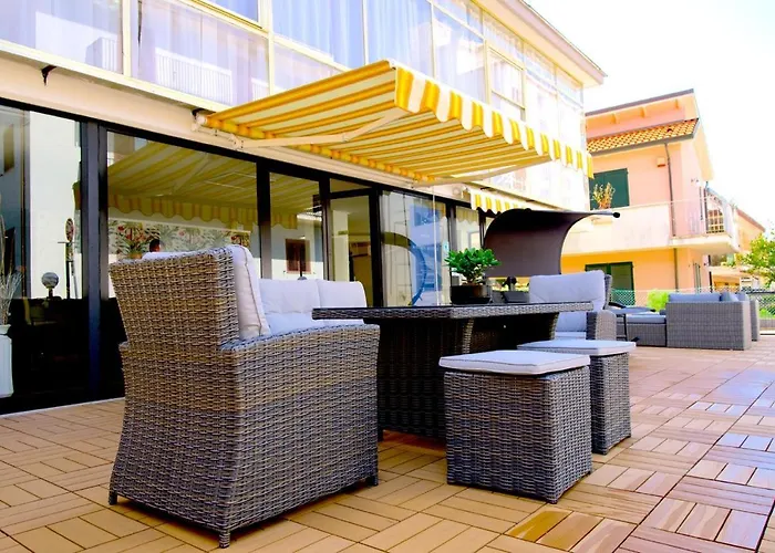 Mavras Hotell